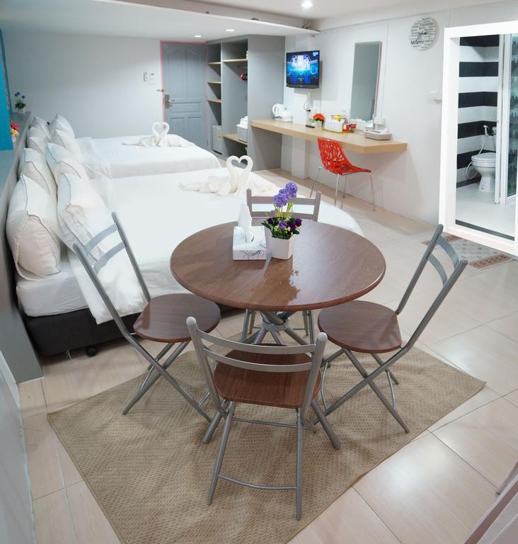 Ma Non Nont Hotel & Apartment Nonthaburi Bagian luar foto