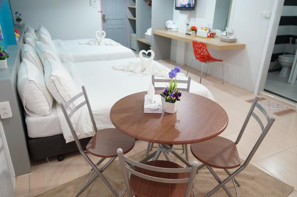 Ma Non Nont Hotel & Apartment Nonthaburi Bagian luar foto