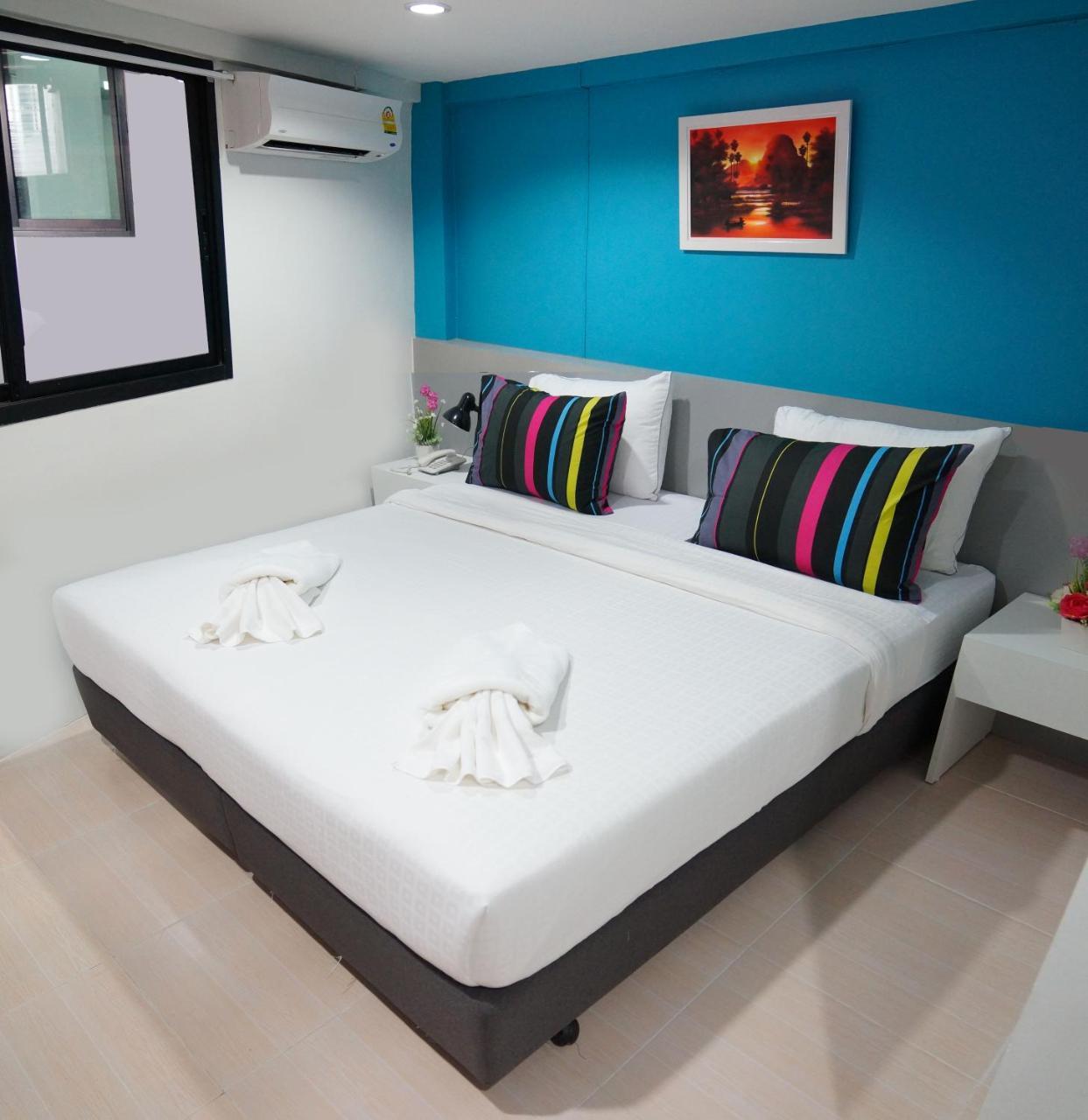 Ma Non Nont Hotel & Apartment Nonthaburi Bagian luar foto
